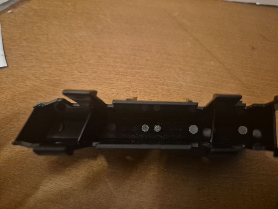 Oryginalny napis  4Motion VW Passat T5 / T5.1 – atrapa grill OEM