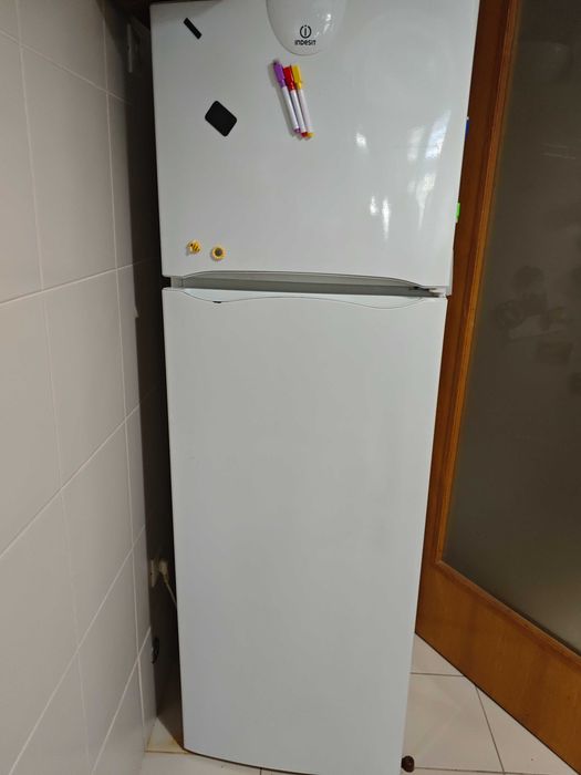 Frigorifico indesit