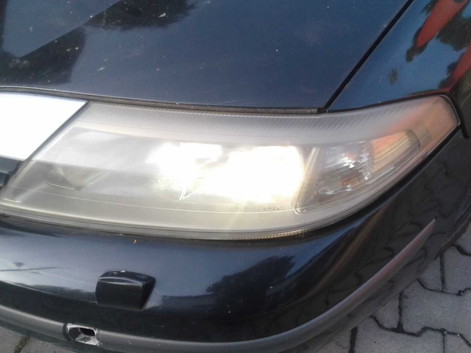 Renault Laguna 2 Kombi Maska Zderzak Lampy Xenony Przód Kompletny