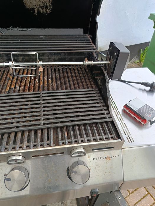 Grill ogrodowy CharBroil
