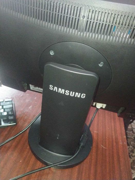 Монітор 22" Samsung SyncMaster 2243, Широкоформатний