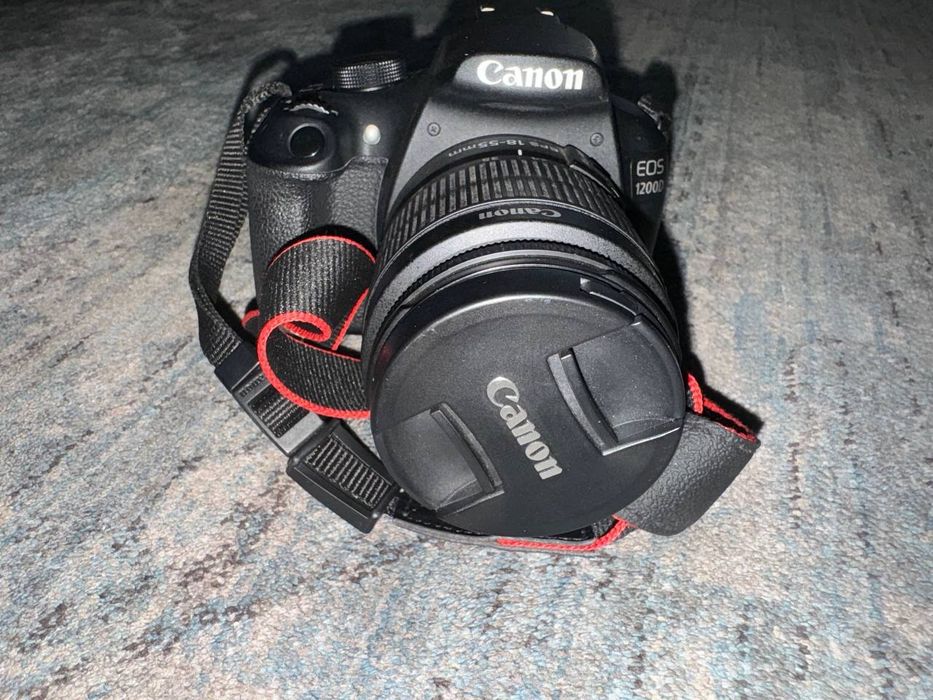 Продам фотоапарат дзеркальний Canon ESO 1200D
