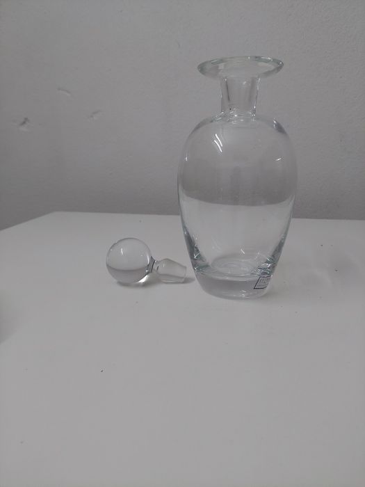 Garrafa de cristal ivima
Novo nunca usado