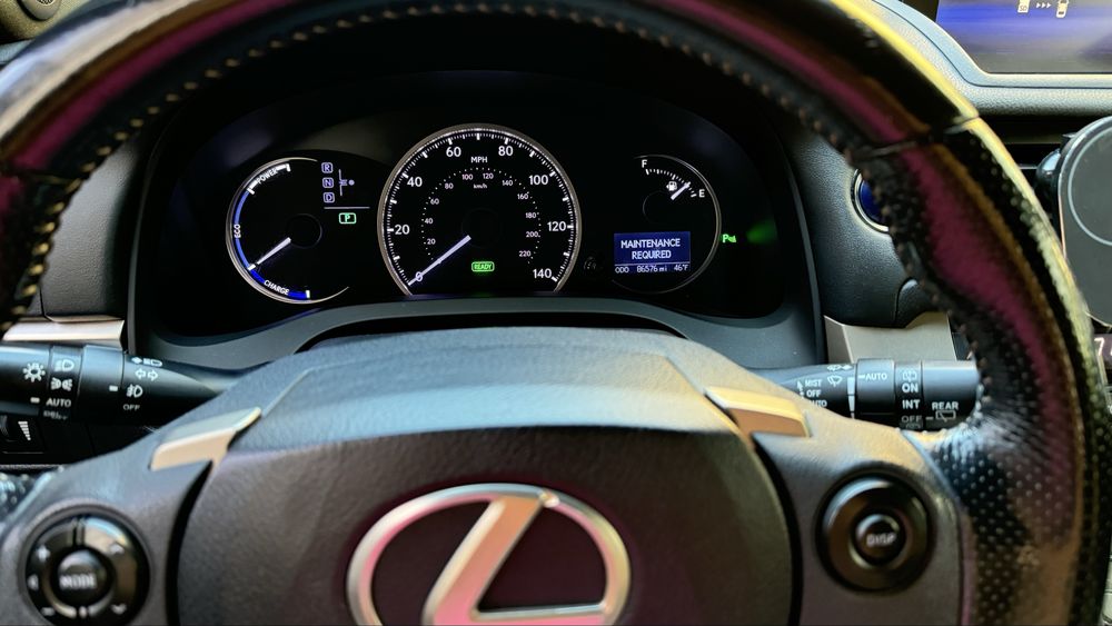 Продам Lexus CT 200h гібрид 2015