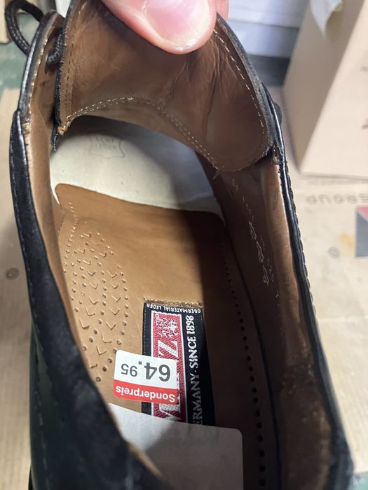 Nowe buty  marki MANZ