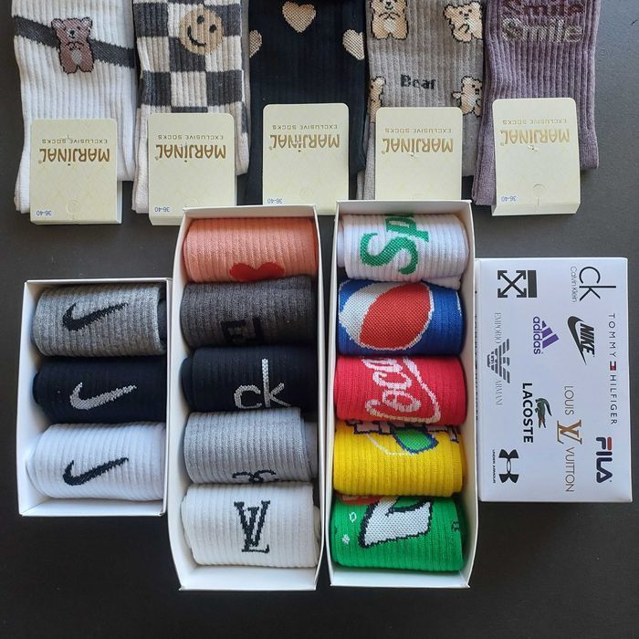 Високі/довгі шкарпетки Nike/Найк. Высокие/длинные носки, белые/черные