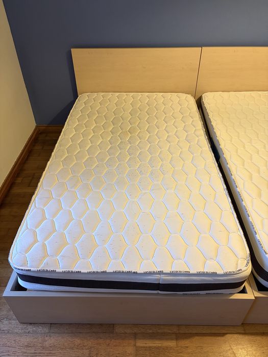 2 camas de solteiro com colchão