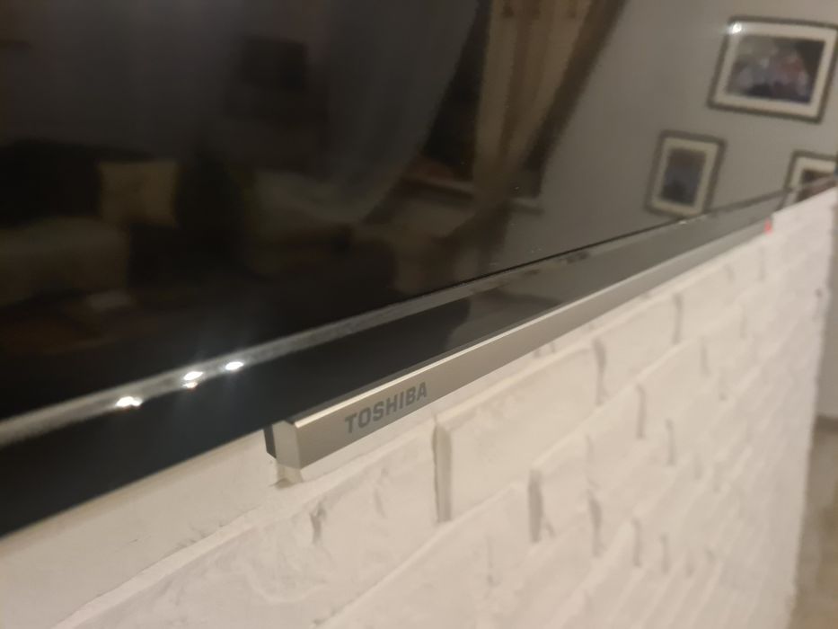 Sprzedam Telewizor  Toshiba 65 cali