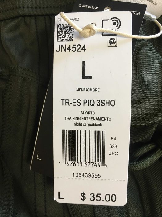 Чоловічі шорти Adidas. Оригінал. З США. Нові