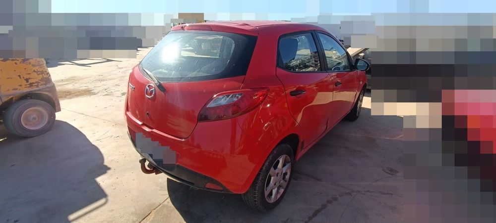 farolim traseiro direito mazda 2 berlina de
