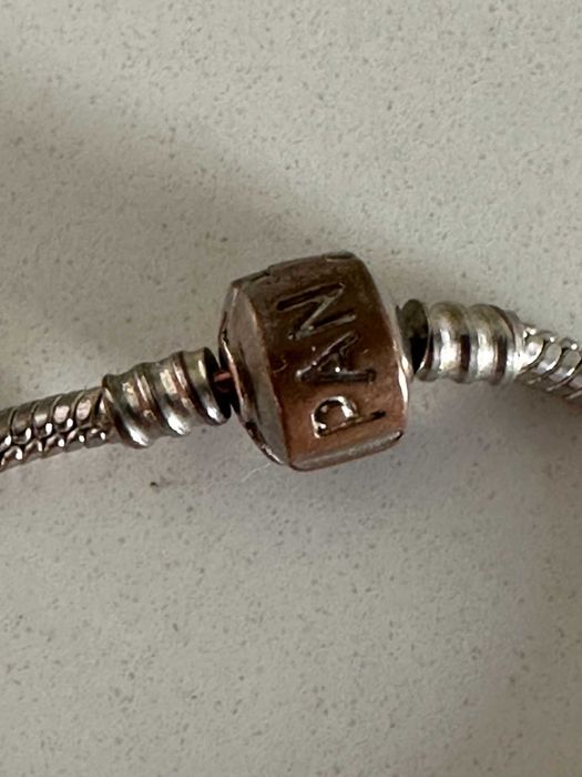 Pulseira em metal Pandora