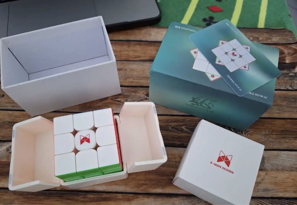 кубик рубика 3х3 Qiyi X-Man tornato v4 pioner maglev uv