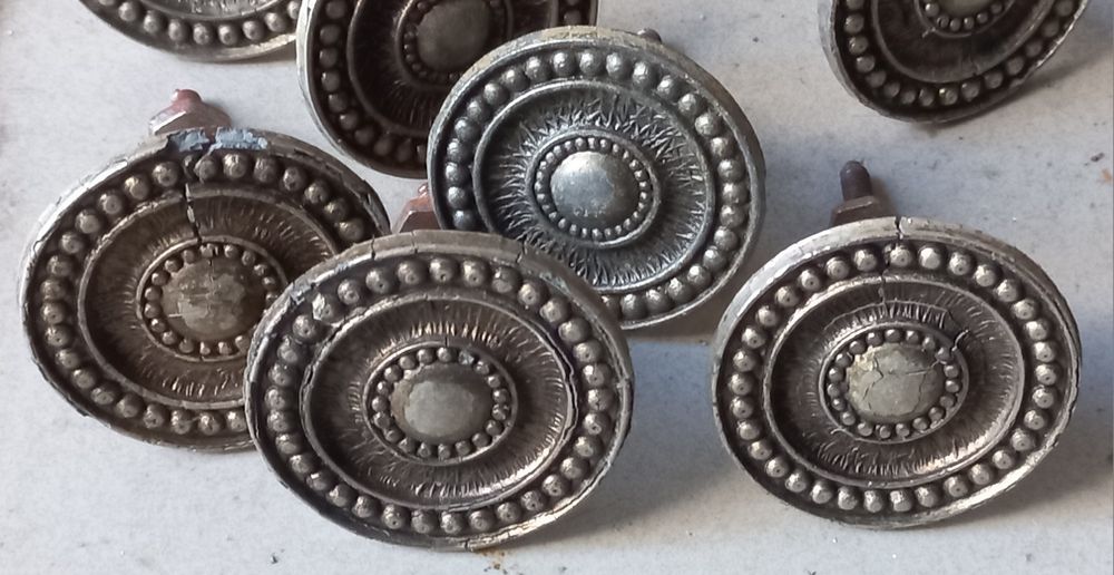 Puxadores de armários antigos