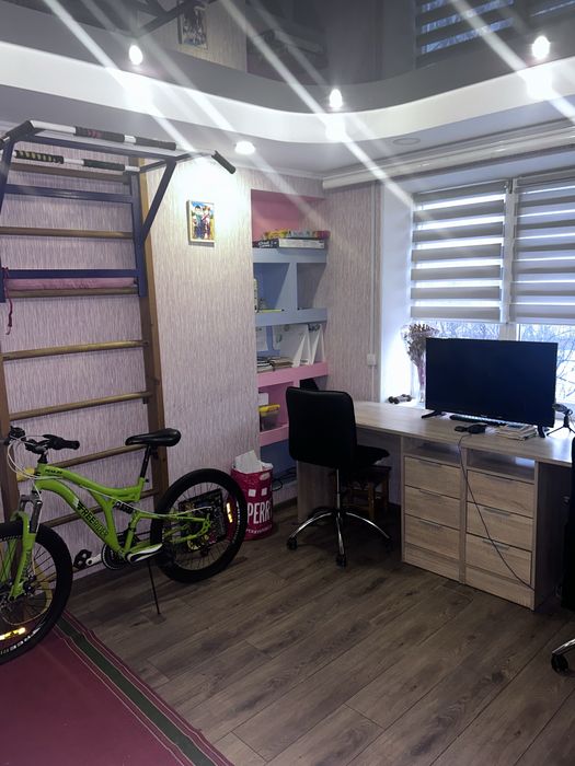 Квартира 2-х кімнатна в центрі міста