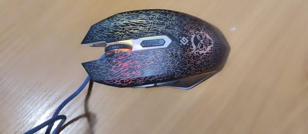 клавиатура мышка коврик