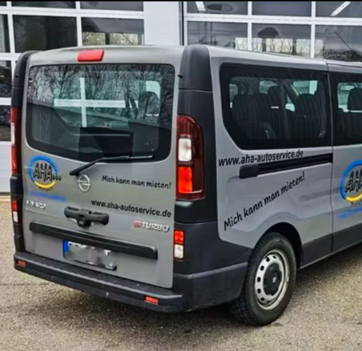 Opel Vivaro 2015 1.6 Опель Віваро