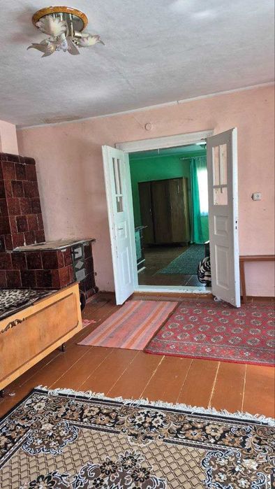 Продаж Будинку в Богородчанському районі с Росільна.