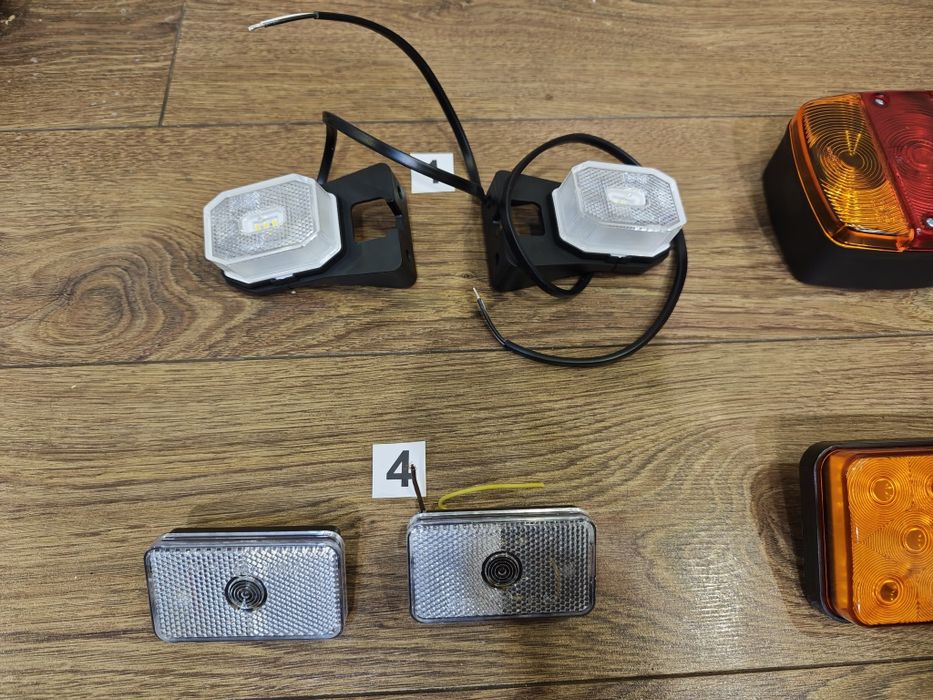 Комплект електрики на прицеп. Ліхтар, фонар, фара, відбивач, вилка