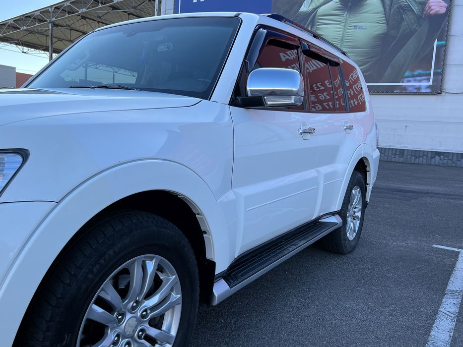 Mitsubishi Pajero wagon3.2 DIDт