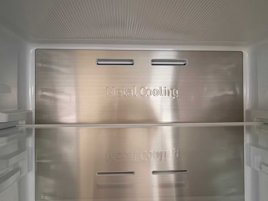 Lodówka Samsung RB38T774DB1 | No Frost | Metal Cooling | 390 l | Stan bardzo dobry