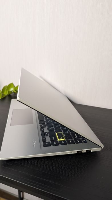 Asus vivobook 14 x421ja fhd ips 1920*1080 i3-1005g1 4 ram 128 ssd 2021