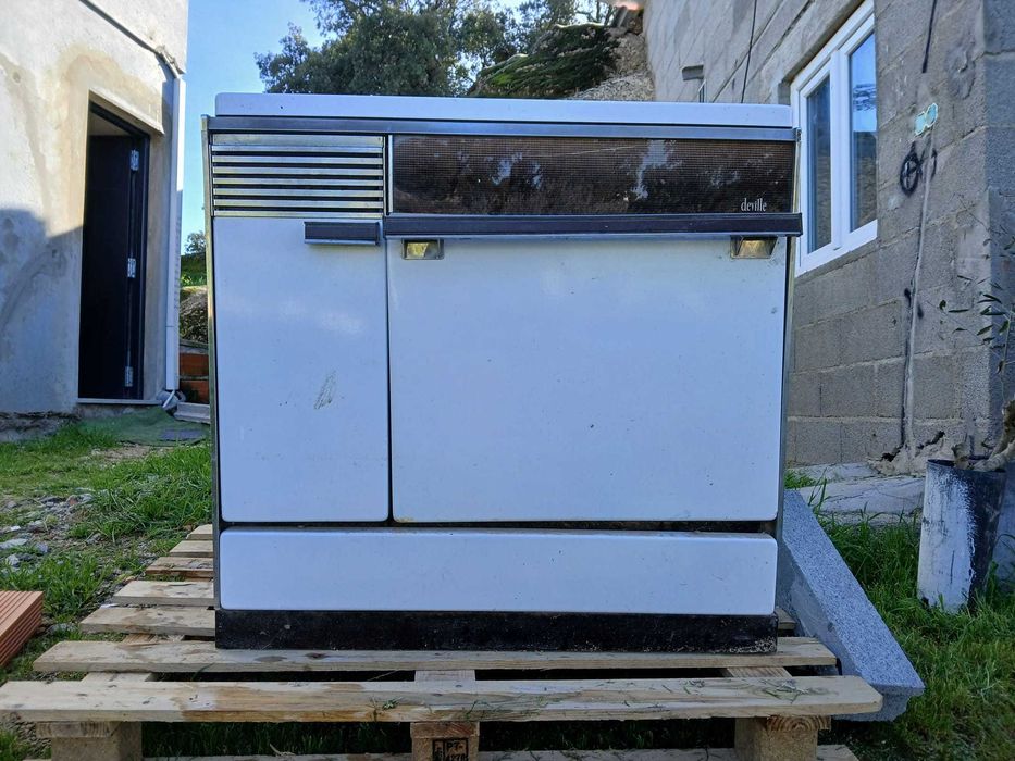 Forno a lenha marca DEVILLE