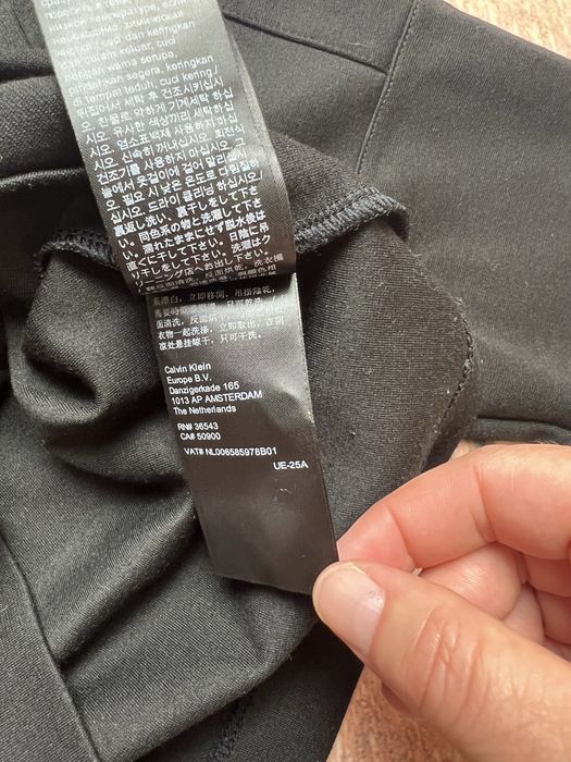 Calvin Klein bluzka krótka ze stójką