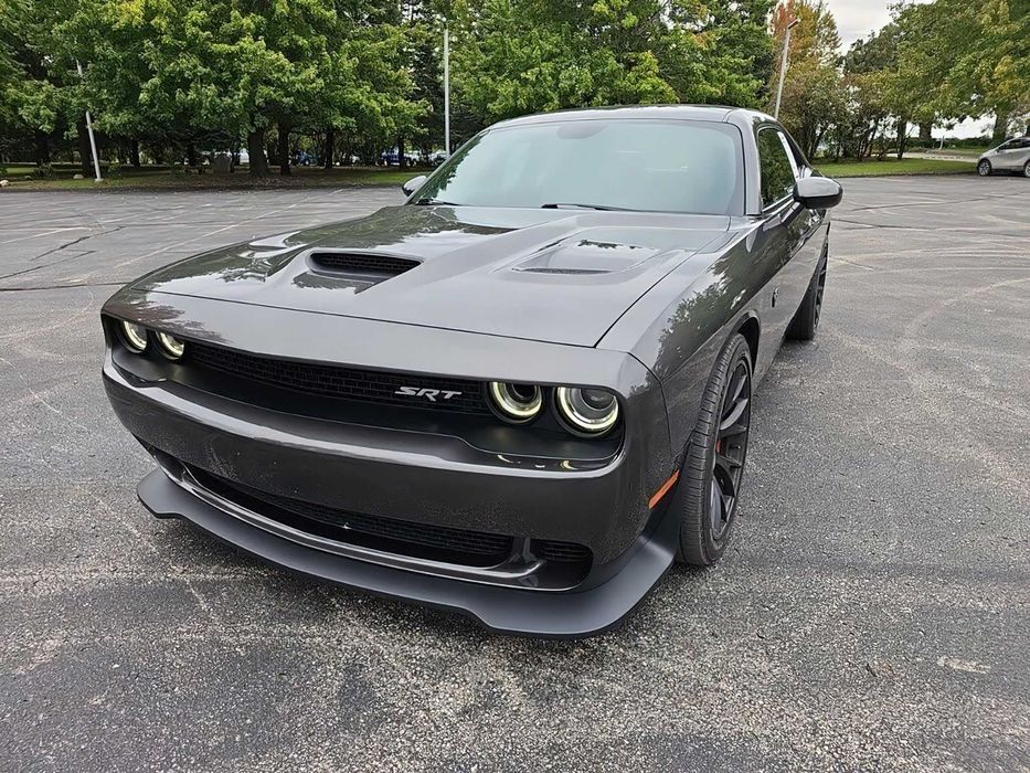 Dodge Challenger SRT Hellcat      2017