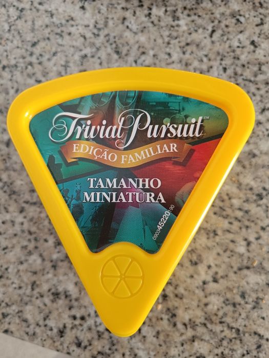 Trivial Pursuit - edição familiar (tamanho miniatura)