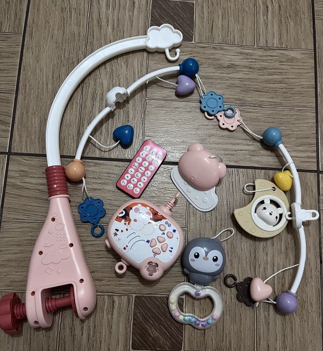 Дитячий мобіль на ліжечко