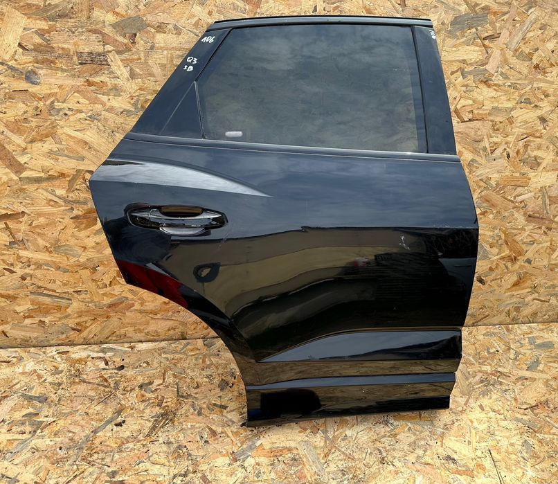 Audi q3 21r sportback drzwi prawe tył tylne kompletne