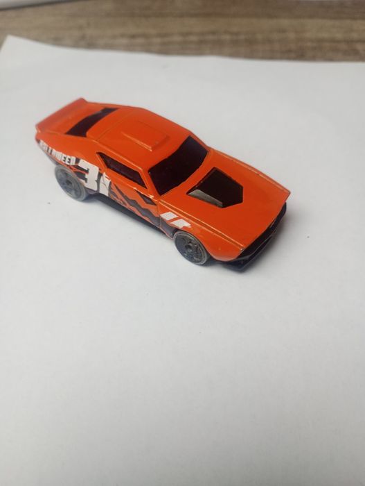 Samochodzik Hot Wheels Muscle Bound