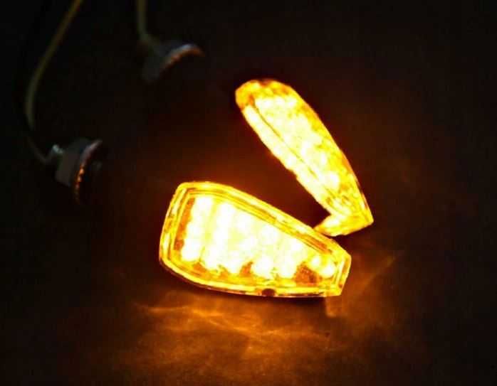 Uniwersalne kierunkowskazy strzałki 12 LED