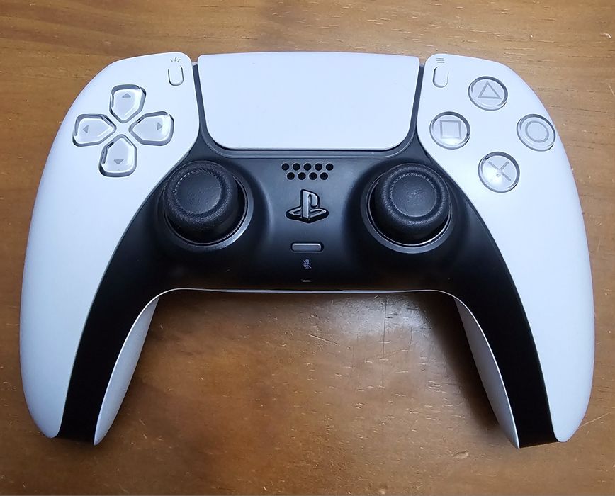 Comando PS5 DualSense  c/ Joysticks TMR K-Silver (Anti-Drift)