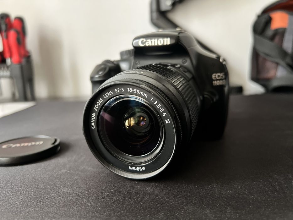 Фотоаппарат Canon 1100D