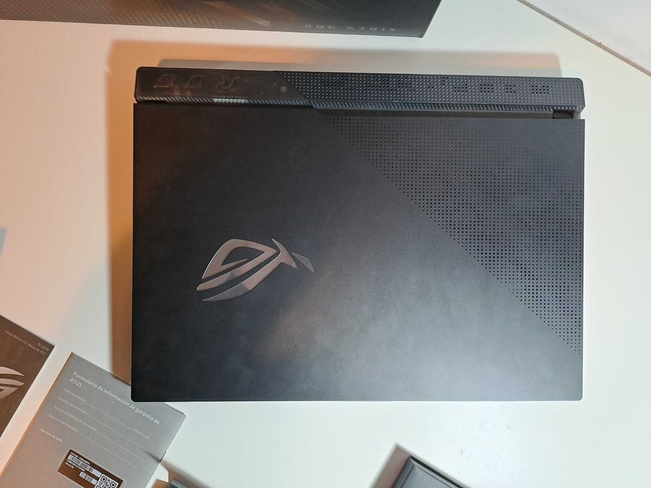 Asus ROG Strix Scar 16 - RAM 64GB