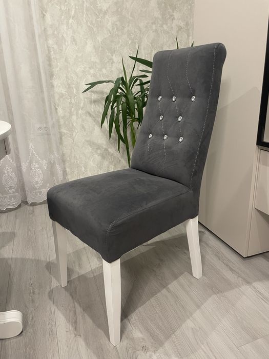 Стілець для  залу