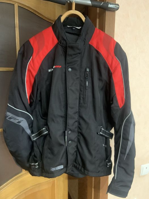 Мотокуртка чоловіча з захистом