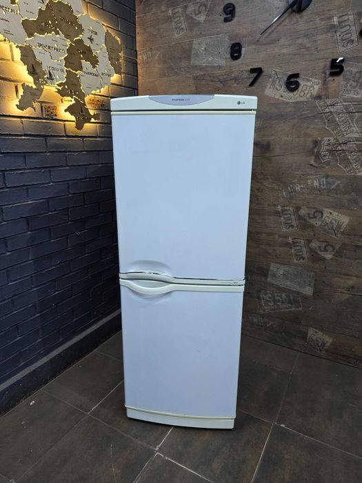 Продам холодильник Beko CSK25050 X NoFrost. Б/у з Європи. Доставка, занос, гарантія.