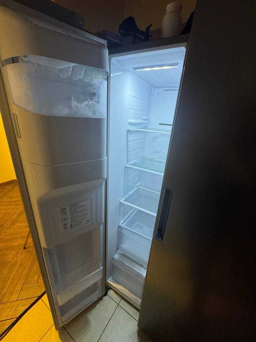 Холодильник Samsung Side-by-Side RS67A8510S9/UA