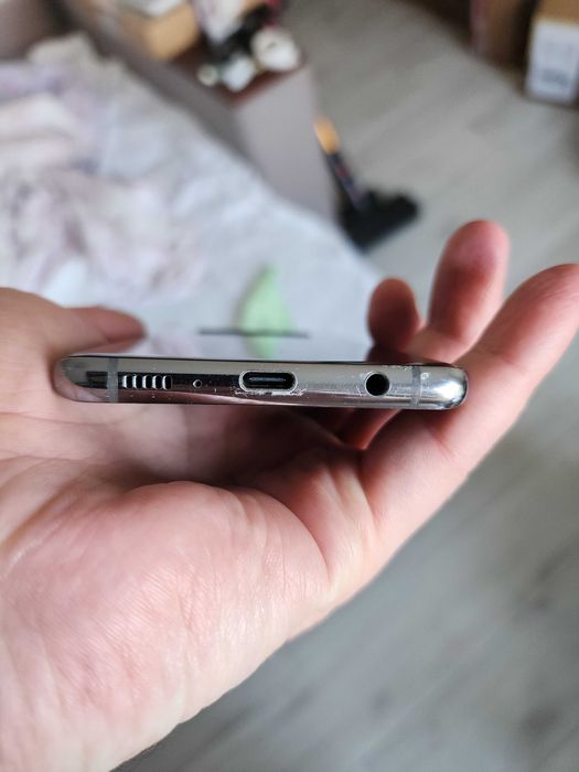 Samsung Galaxy S10 Plus SM-G975U1 Snapdragon 855 8/128GB 4100мАч