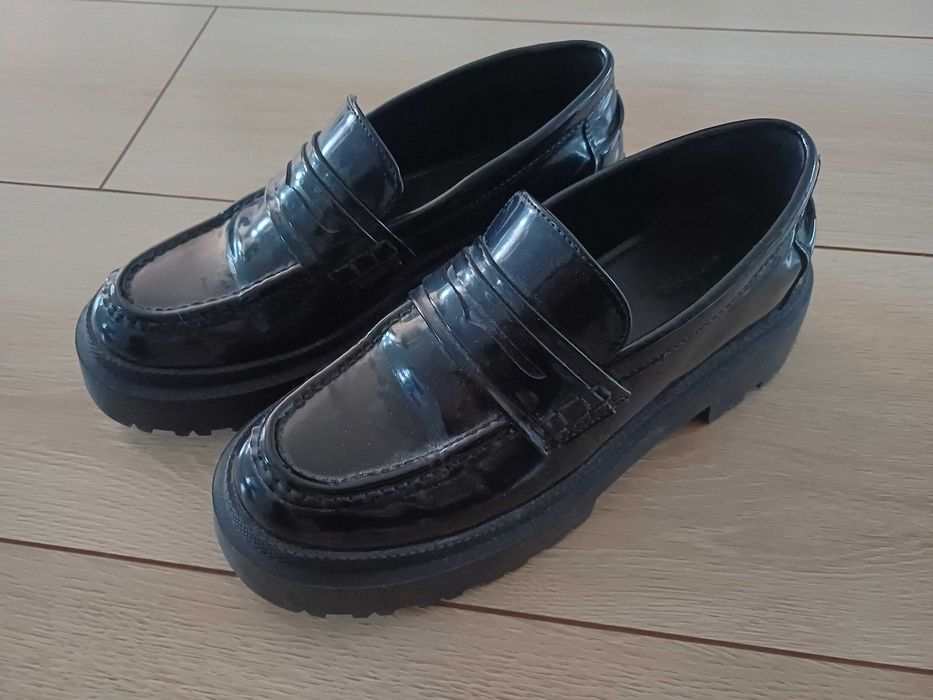 Buty L o a f e r s y