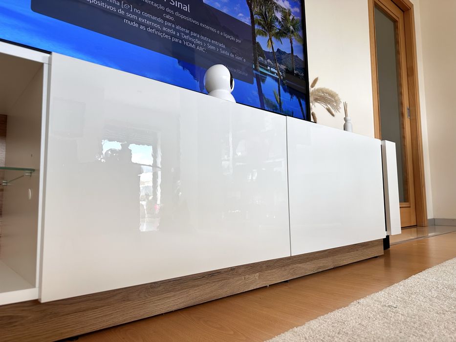 Móvel TV branco brilhante e carvalho 187cm novo