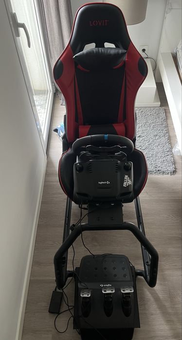 Volante Logitech G29 + Cockpit Simulador RSC1