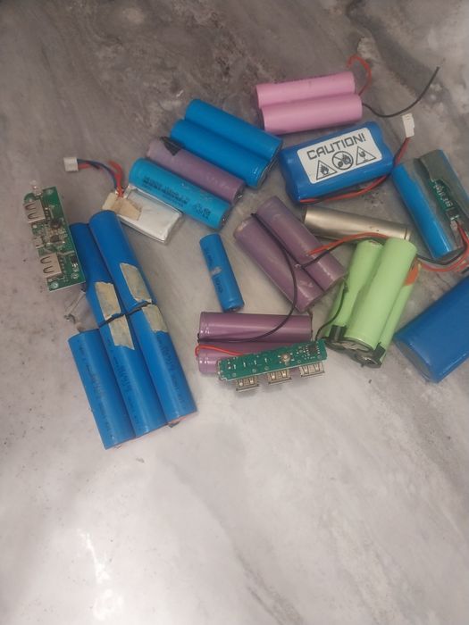 Акумулятори,банки от павербанка