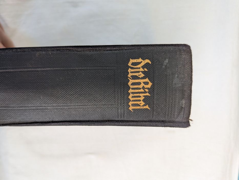 Stara Biblia Niemiecka 1927 rok • Przekład M. Lutra • Gotyk