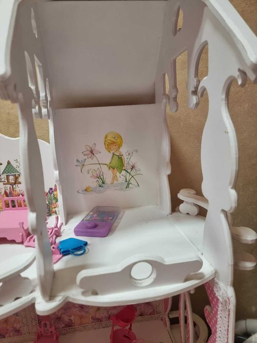 Замок дерев"яний для принцес Б/В