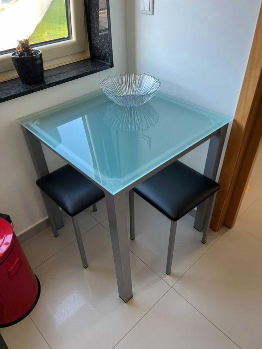 Móveis para sala de jantar em Cerejeira