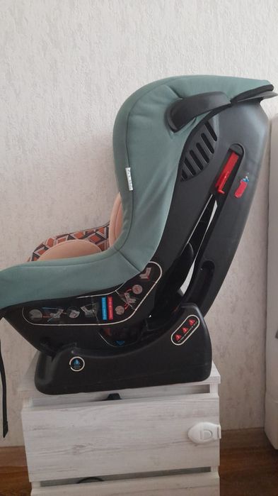 Продам дитяче авто-крісло Tilly Corvet