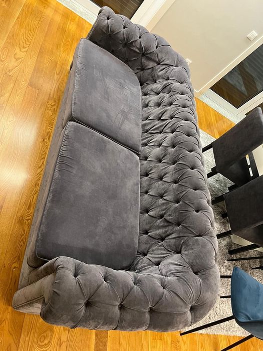 Sofá estilo clássico - capitone